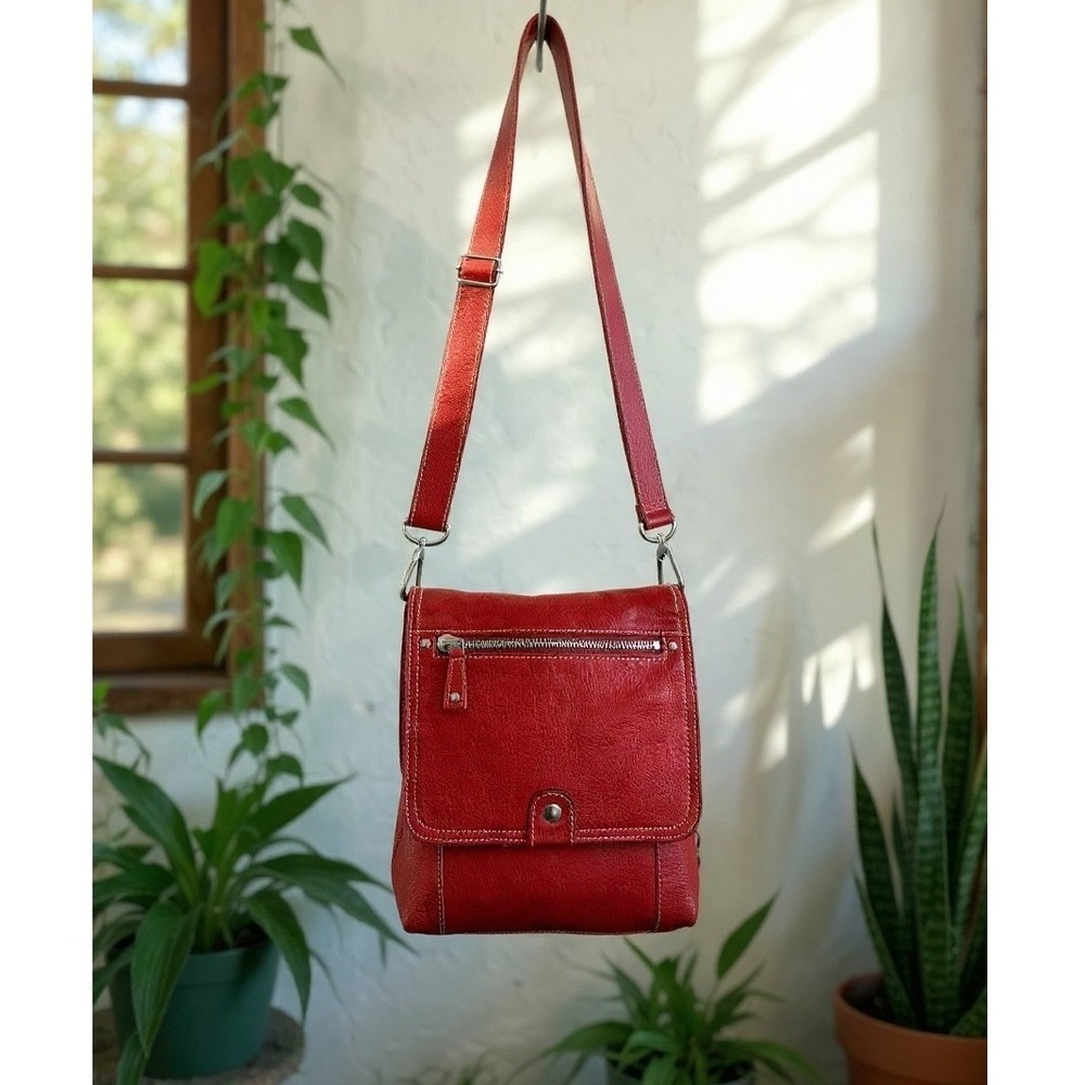 Fossil Red Pebbled Leather Crossbody Organizer Bag Flap Messenger 75082